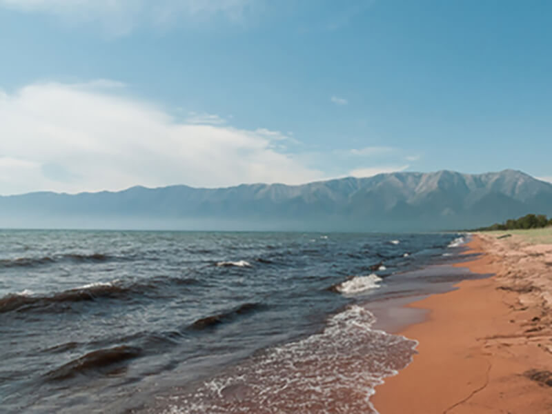 Байкальский пляж